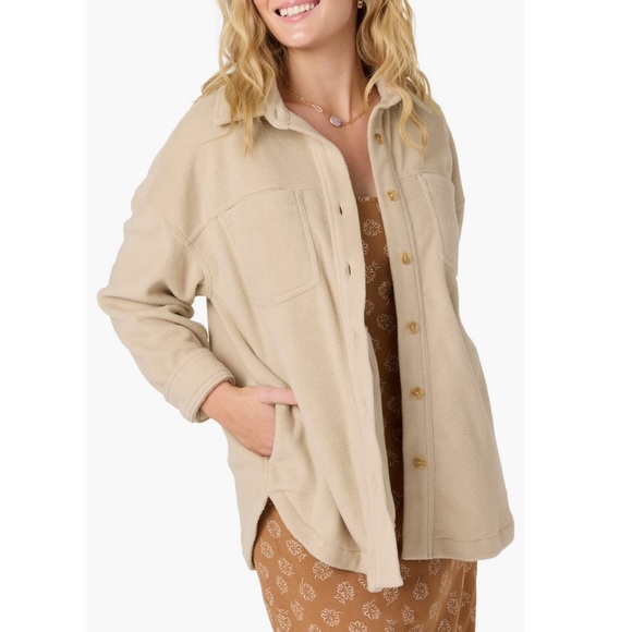 O'Neill Rune Fleece Shacket - Picture 2 of 6